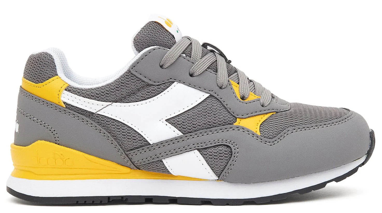 Diadora Sports Shoe N.92 PS