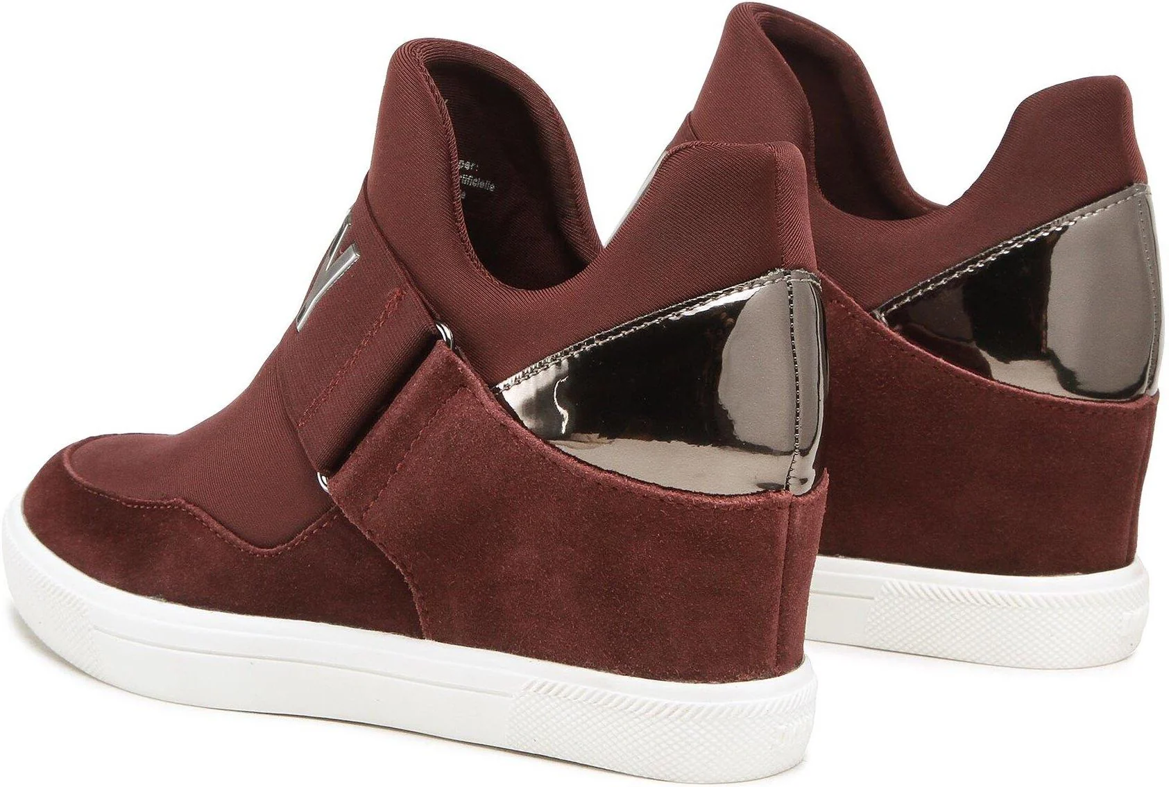 DKNY  Comfortable Classic Slip-on - Image 3