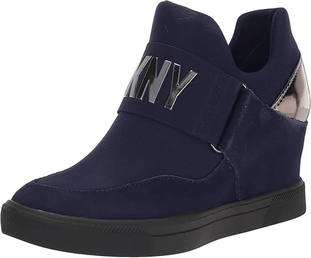 DKNY  Comfortable Classic Slip-on - Image 3