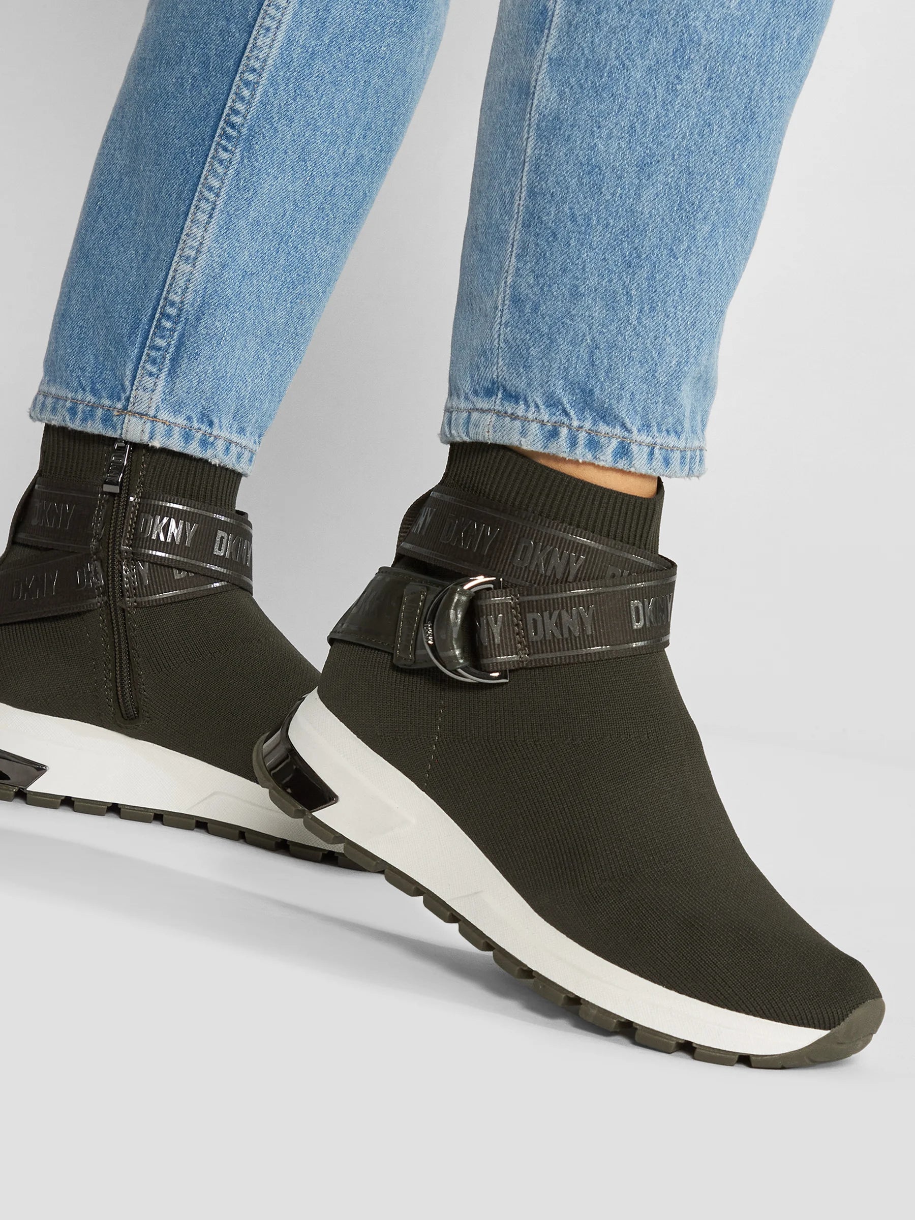 DKNY Dk Slip-on Knit Sneaker - Image 5
