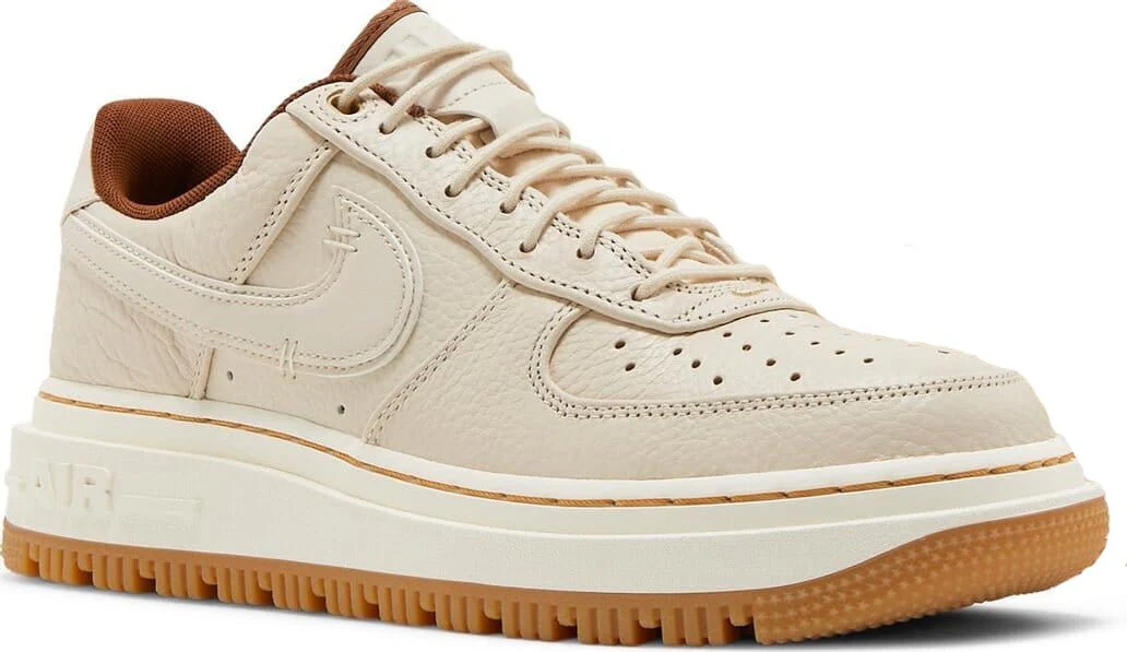NIKE AIR FORCE 1 LUXE - Image 2