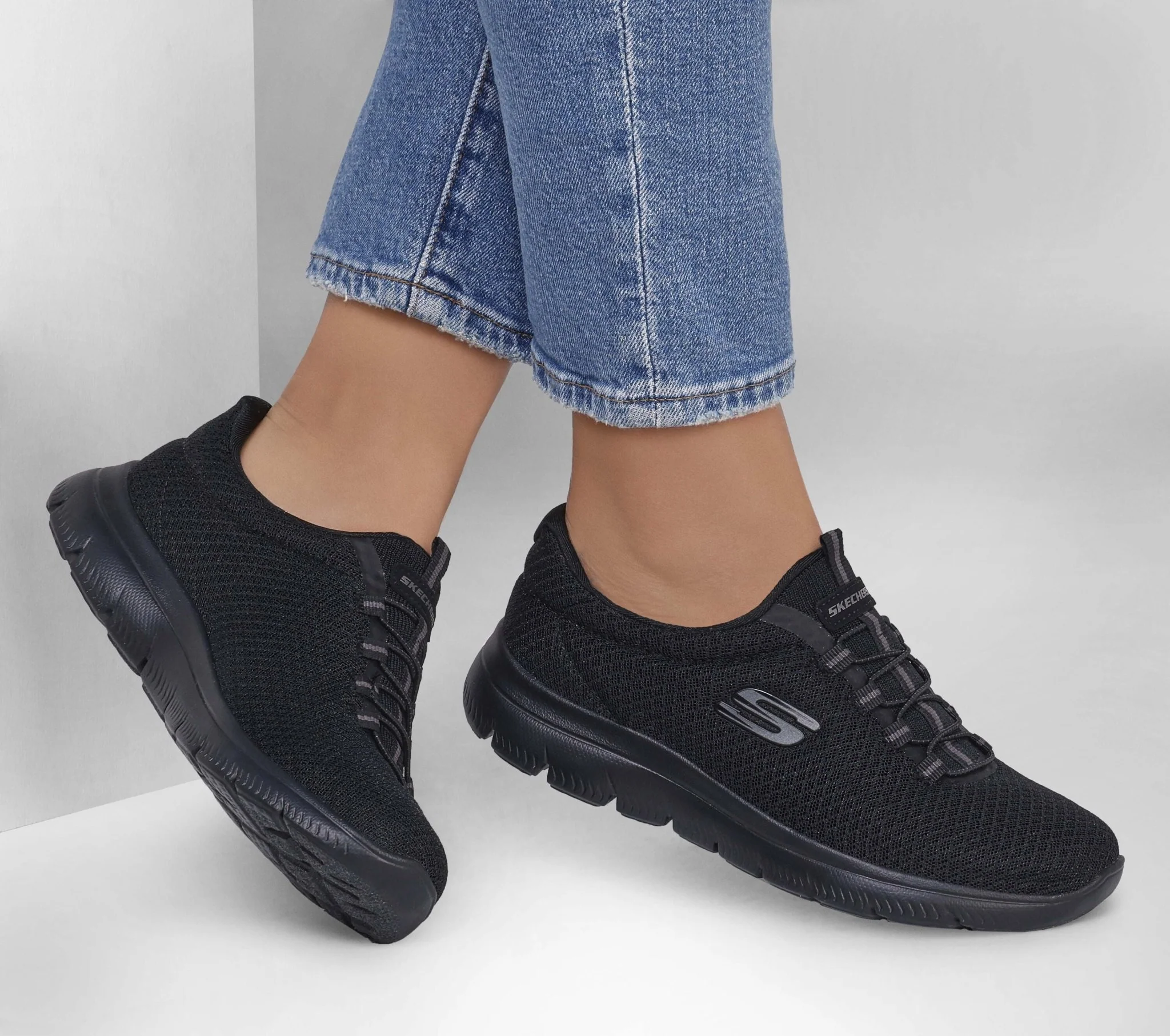 SKECHERS Summits - Image 5
