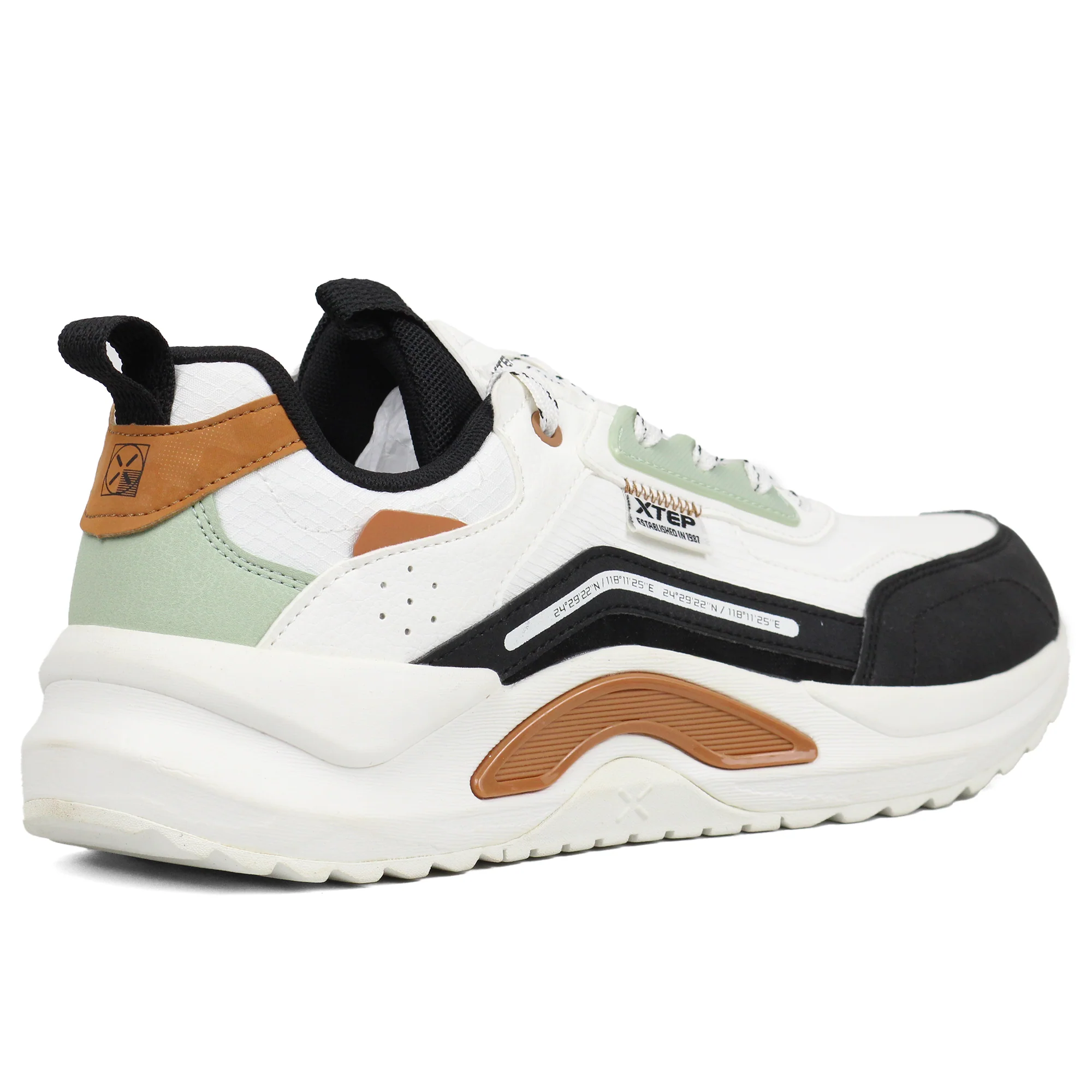 XTEP Lightyear Men's Leather Sports Shoes - Image 3