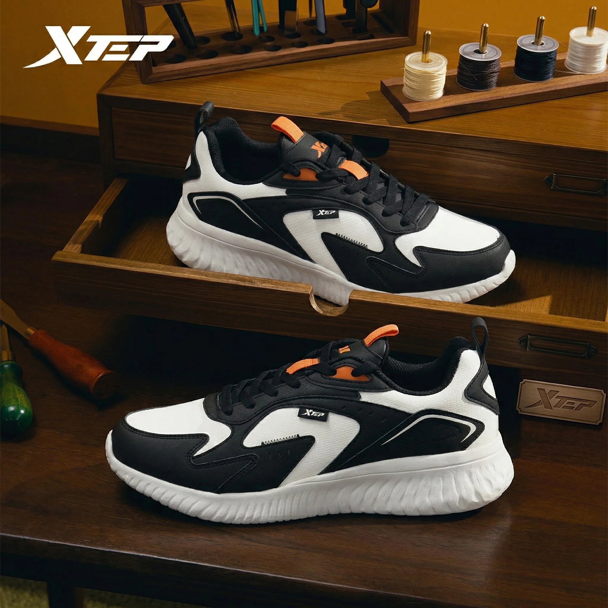 XTEP Men's Running Shoes WTBK - Image 5