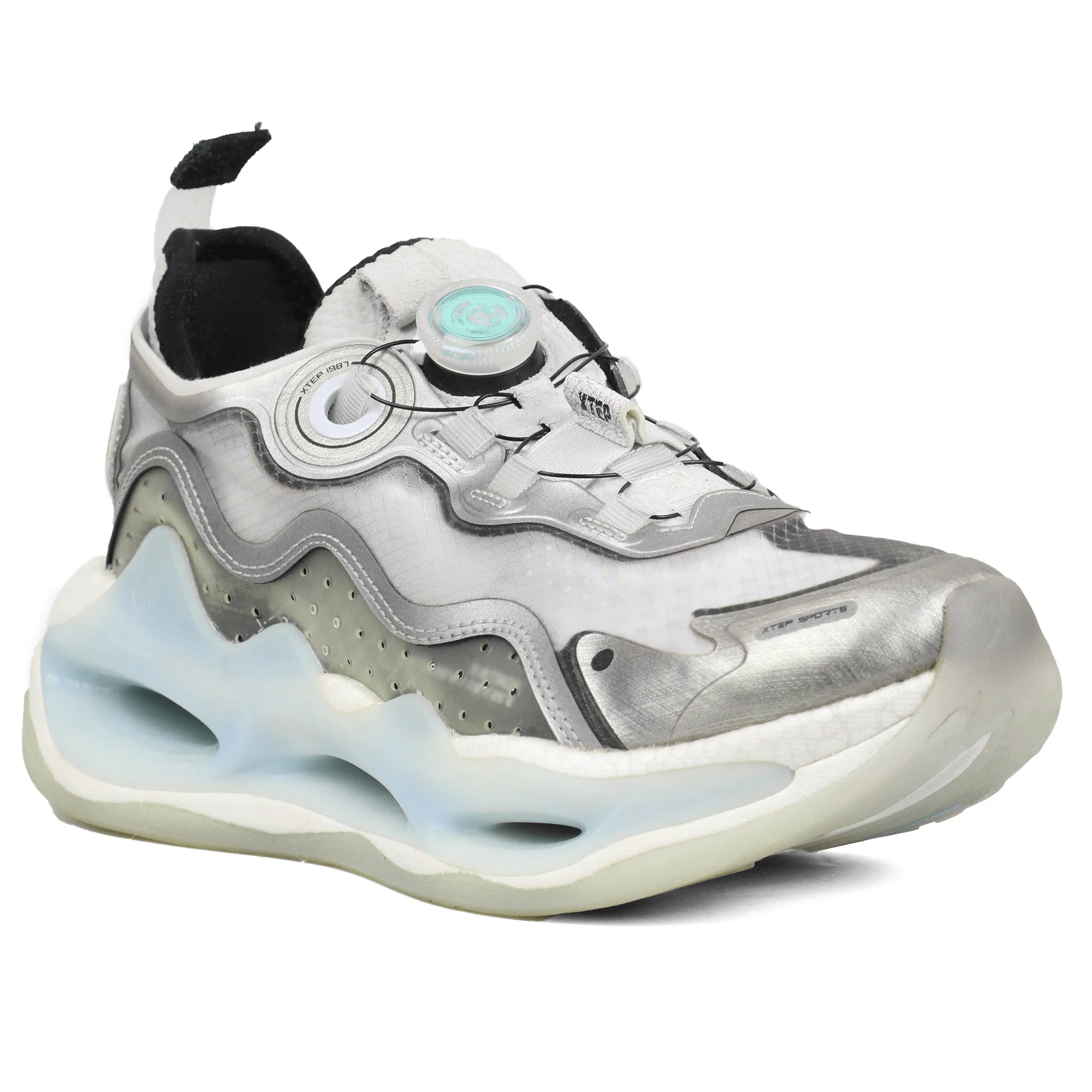 XTEP Tiancheng Series Breathable Low-Top Dad Shoes - Image 2