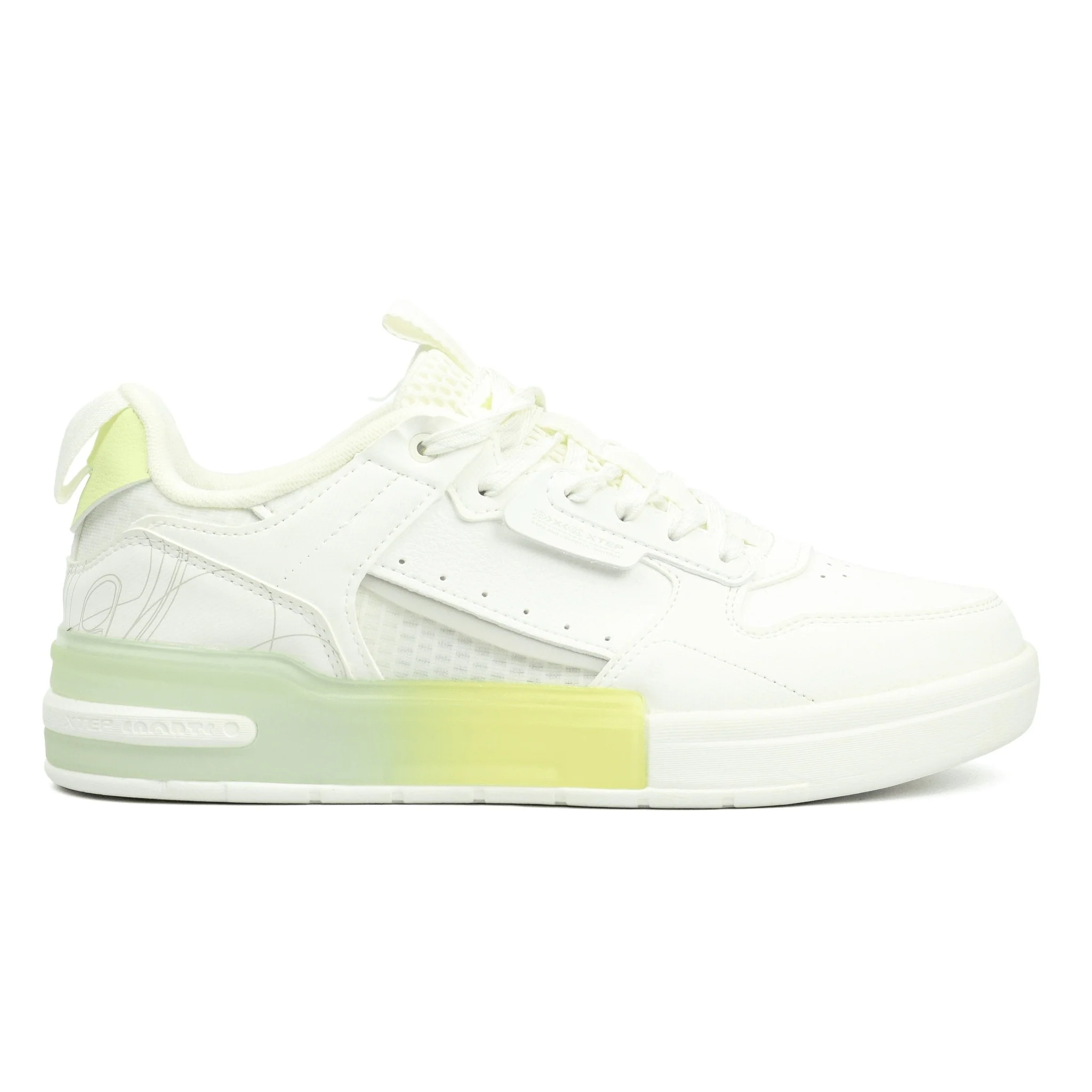 XTEP Universal Shoes Sneakers