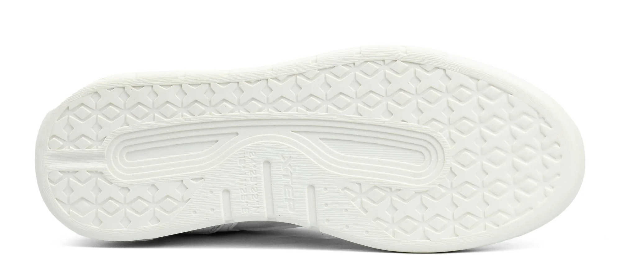 XTEP Universal Shoes Sneakers - Image 4